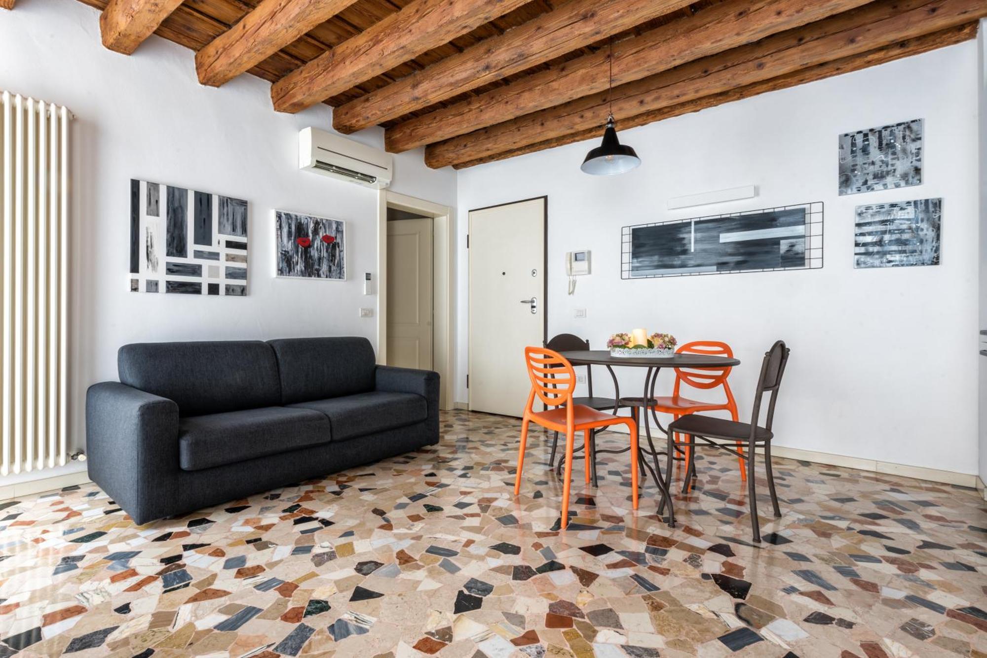 Lovely Apartment In Vicenza Exterior foto